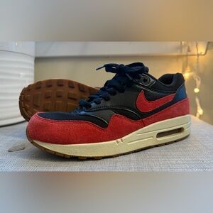 Nike Air Max 1 Essentials “Bred” used no box - size 8 Wmns